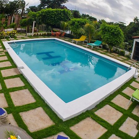Hotel Hamacas Rivas Exterior photo