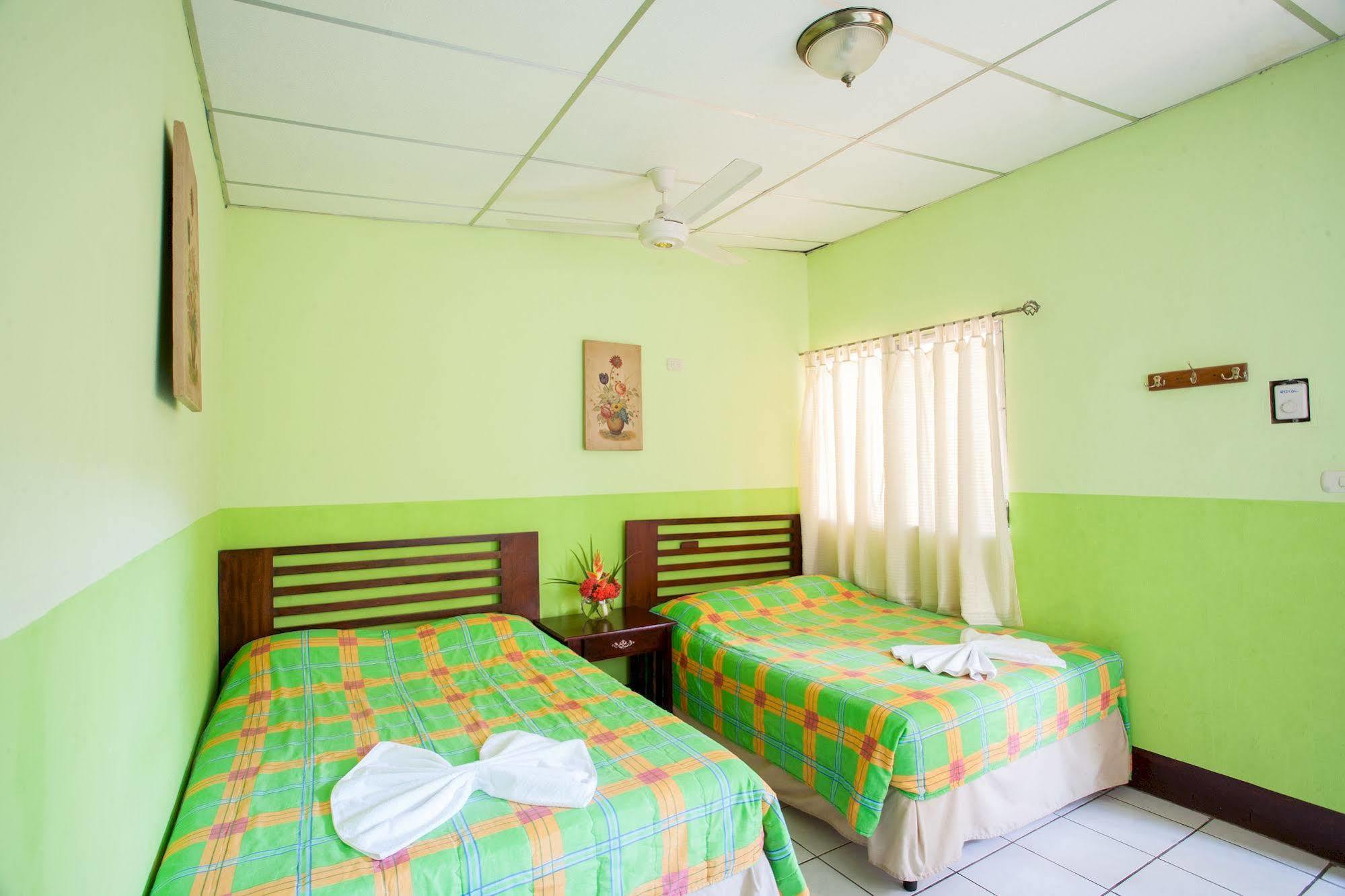 Hotel Hamacas Rivas Exterior photo